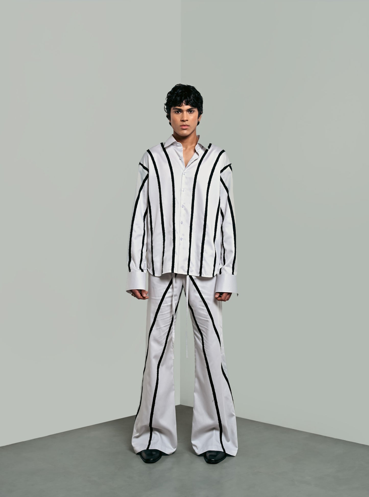 SEAM FLOW TROUSERS .02