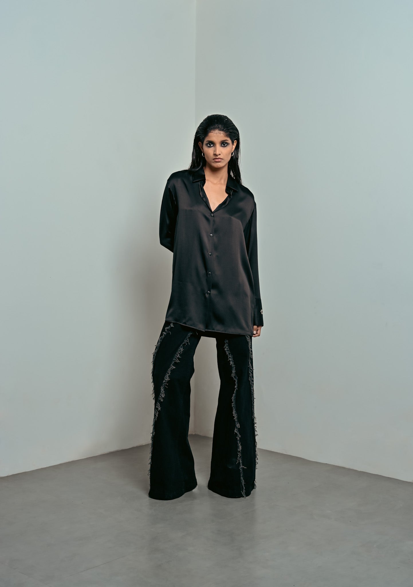 SHELL - MOULD JEANS .01