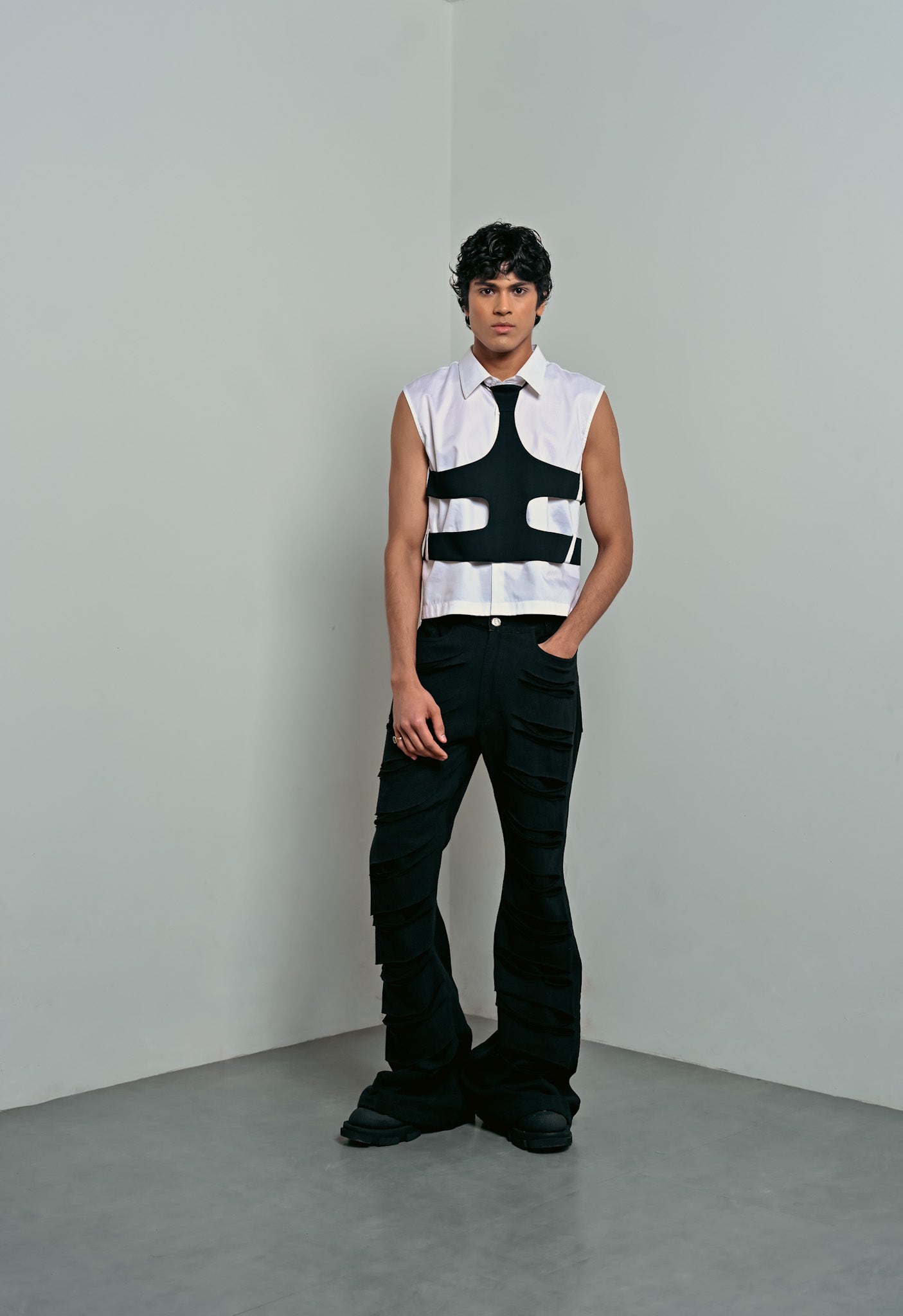 INCISION JEANS