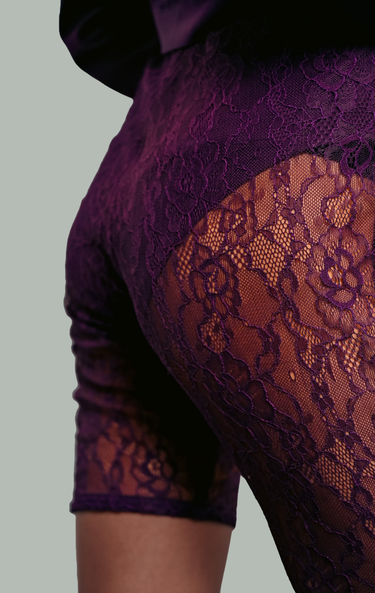 VEIL SHORTS