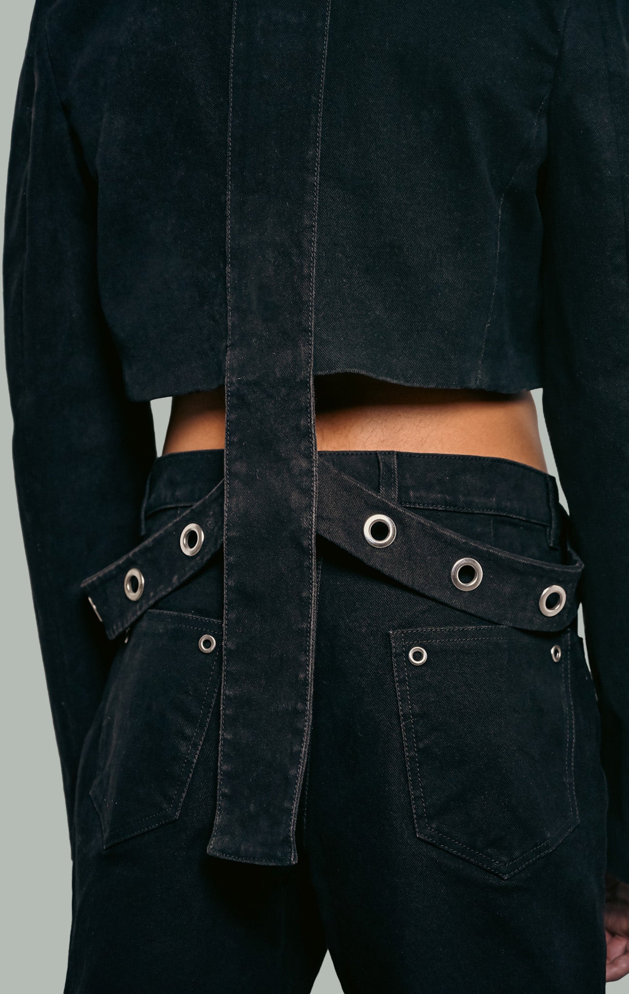 BACKFLOW JEANS