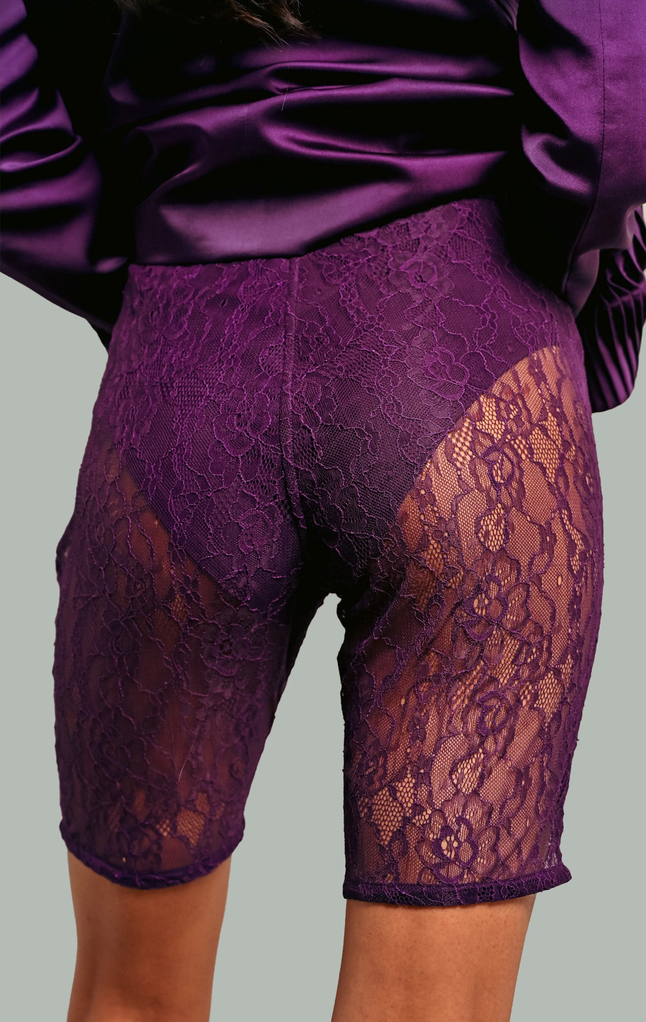 VEIL SHORTS